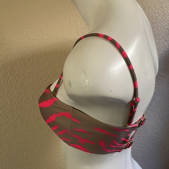 Beach Bunny Bikini Top Hot Tiger BB Tiger Striped Bikini Hot Pink & Nude RARE - Picture 15 of 16
